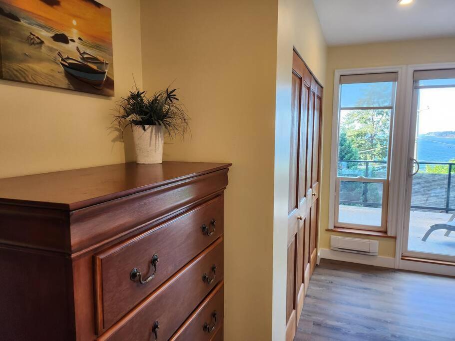 Relaxing 3Bdr 2Bth Home With Gorgeous View Sechelt Buitenkant foto